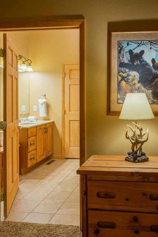 Lodge At Palmer Gulch Хил Сити Екстериор снимка
